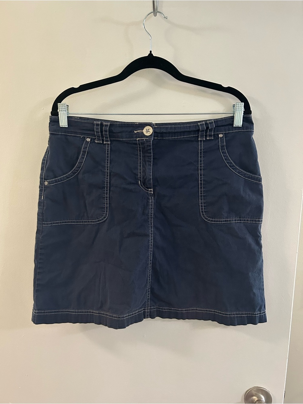 Karen Scott Navy Mini Skirt with Contrast Topstitching